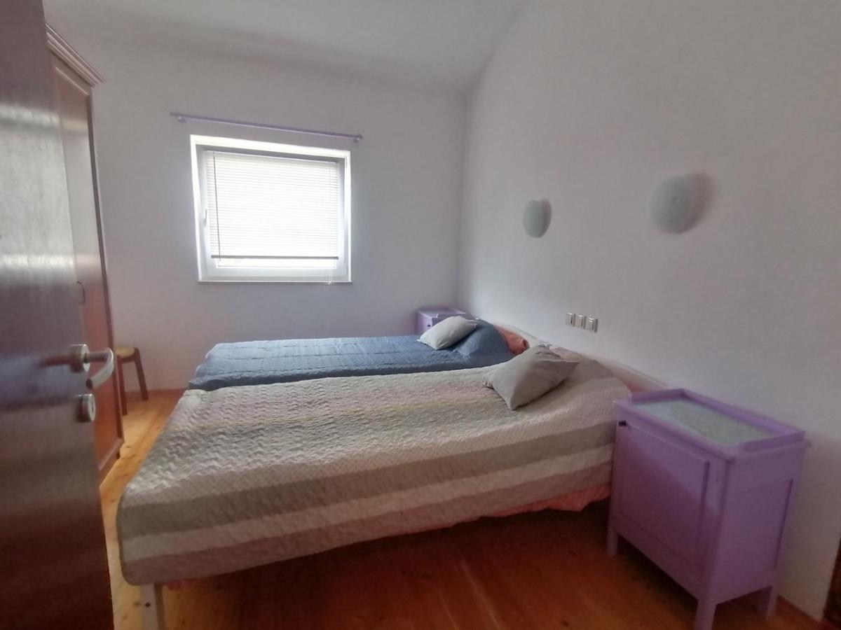 Apartman Perci Vrh Tar-Vabriga Kültér fotó